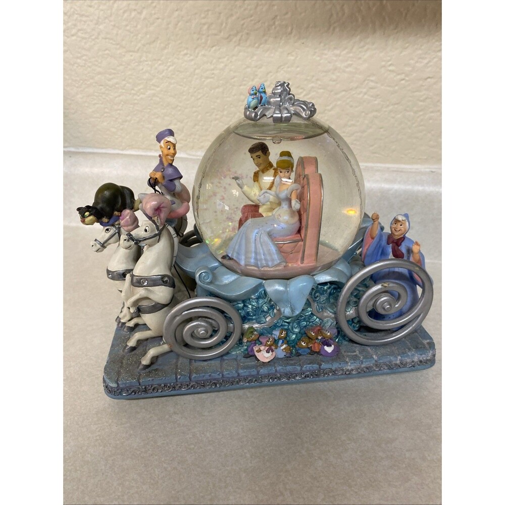 Disney 50th Anniversary Musical Snow Globe Carriage with Cinderella and Prince